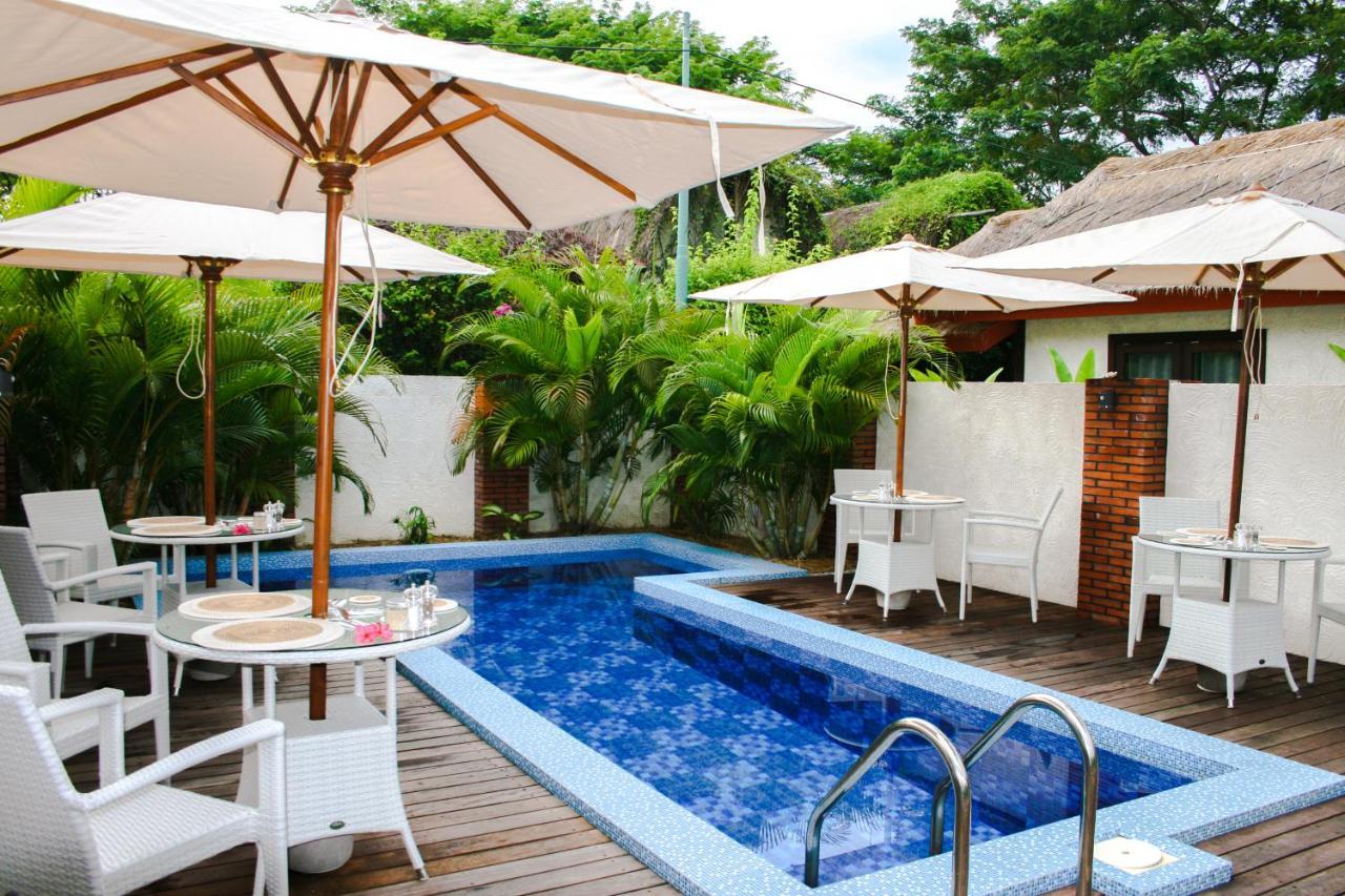 Burudika Bungalows Selong Belanak Ngoại thất bức ảnh